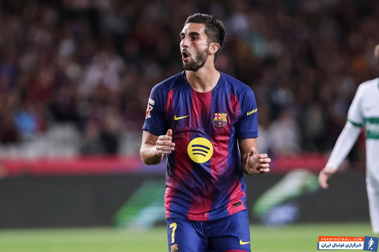 فران تورس و دراز کشیدن روی برف بدون لباس گرم