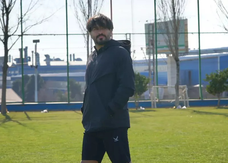 تصاویری از تمرین بازیکنان پیکان قبل از دیدار با استقلال