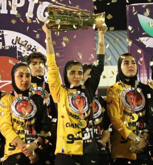 خاتون قهرمان لیگ برتر زنان شد