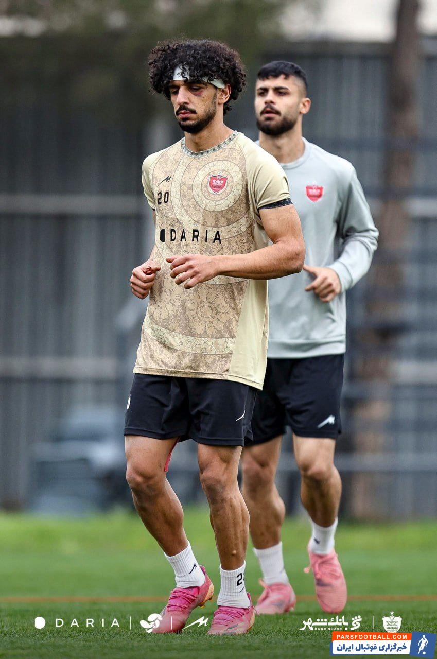 فرزین معاملهگری همچنان با چشم کبود و بانداژ در حال تمرین برای پرسپولیس