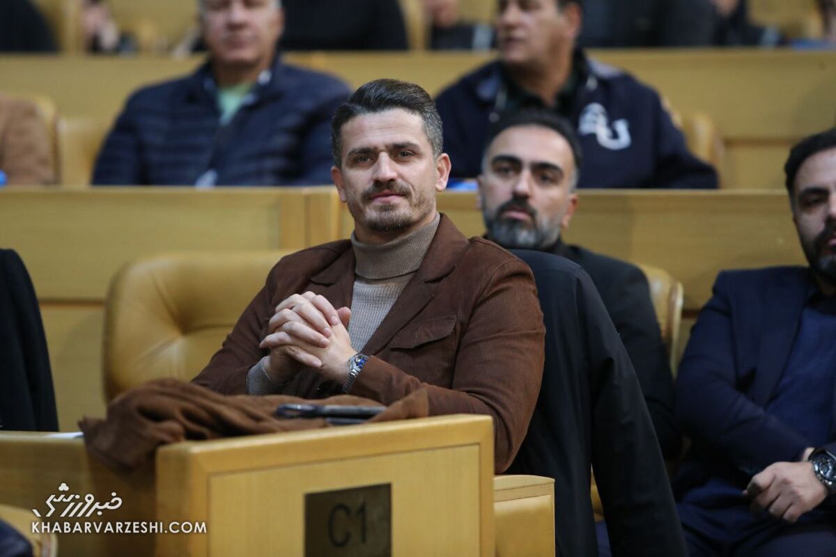 416982-1 وریا غفوری