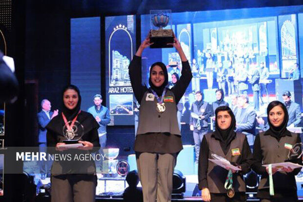 دختران بیلیارد باز ایران سلطان اسنوکر آسیا/ قهرمانی میترا قائدی و منصوره نورآباد مطلق +عکس