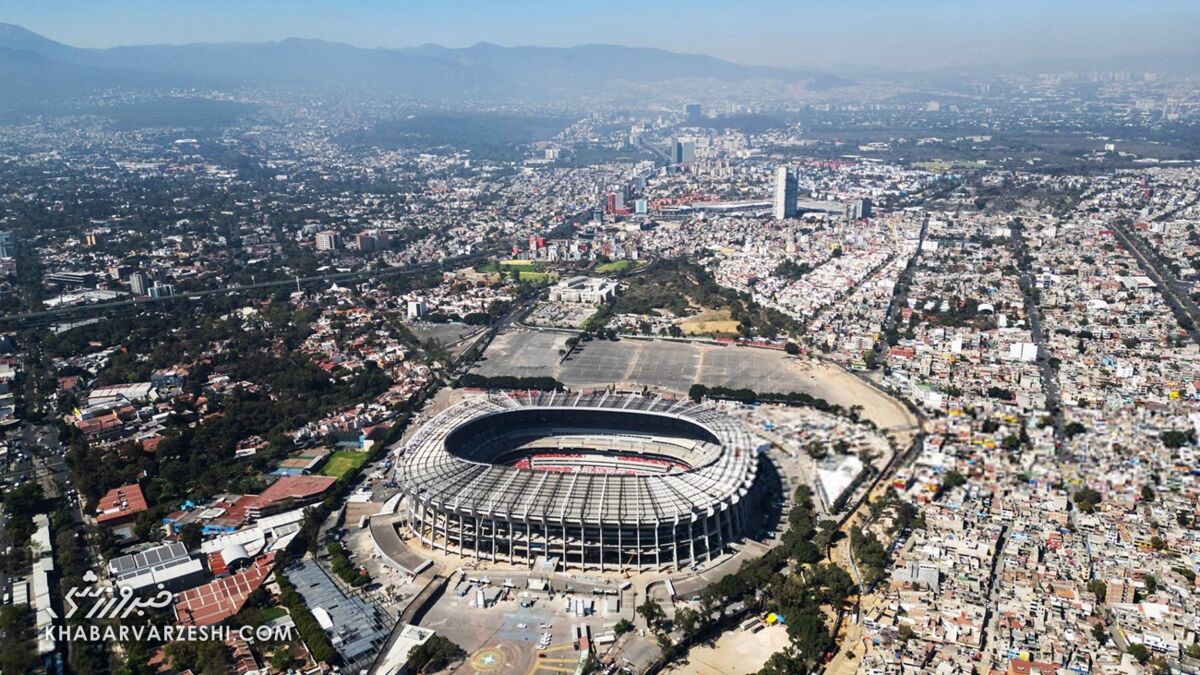 422035 استادیوم آزتکا