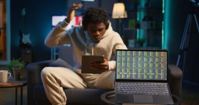 مدیریت مالی در باشگاه‌های ورزشی چگونه انجام می‌شود؟