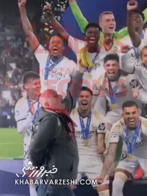 422884 خشم رئالیها با خوشه موز برای میمون!/ تصویر تحقیرآمیز علیه وینیسیوس جنجالآفرین شد +عکس