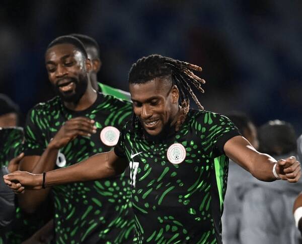 4590938 تقابل فوتبال ایران با یکی از چهار ضلع قدرت آفریقا