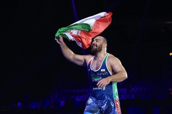 از بی‌رقیب بودن گلادیاتور تا ابهام در مورد شکست‌های نگران کننده