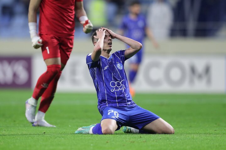 5898878-2 برخی بازیکنان در حد نام استقلال نیستند/ الحسین را شکست می دهیم