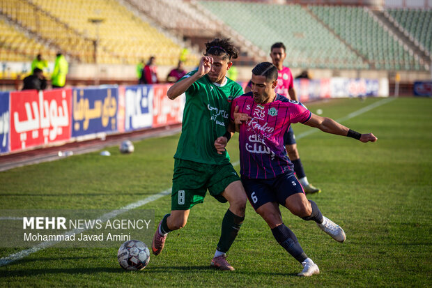 5903818 دوئل شگفتانگیزها با چند جدال حساس/ یورش استقلال به صدر با سهراب