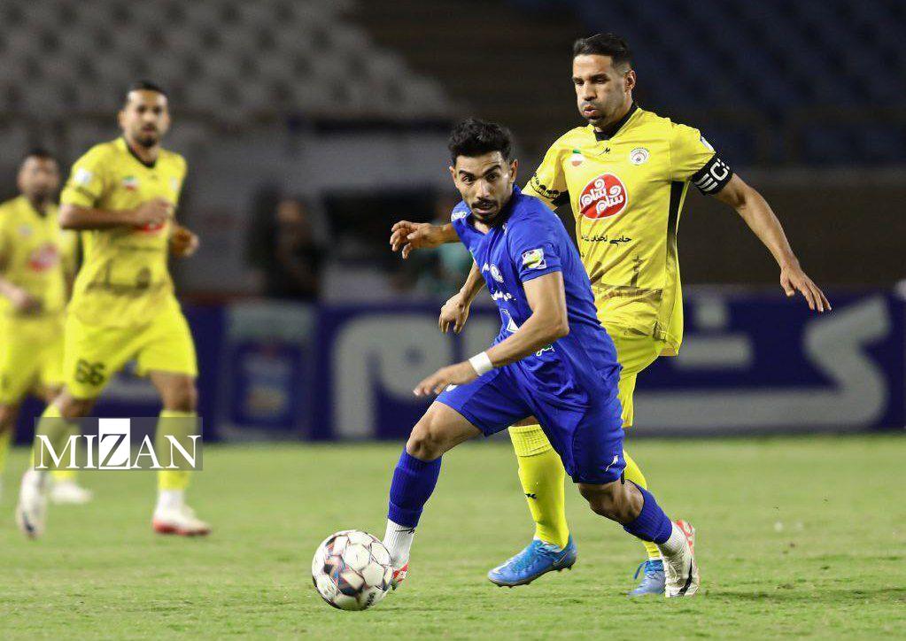 لیگ برتر فوتبال لیگ برتر فوتبال| آغاز هفته بیستویکم با نبرد همسایههای پایین جدولی/ دوئل چغرها در اهواز با چاشنی نتایج سینوسی پیروز