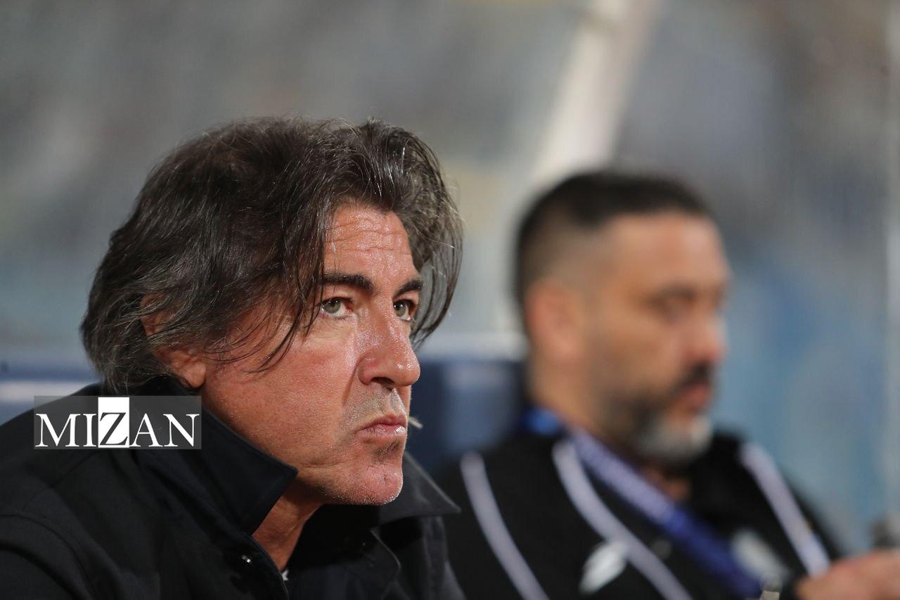 بُنبست تاکتیکی در استقلال؛ وقتی دَست ساپینتو برای همه رو شده!/ از تصمیمهای فاجعهبار تا کیشومات مَرد پرتغالی بُنبست تاکتیکی در استقلال؛ وقتی دَست ساپینتو برای همه رو شده!/ از تصمیمهای فاجعهبار تا کیشومات مَرد پرتغالی