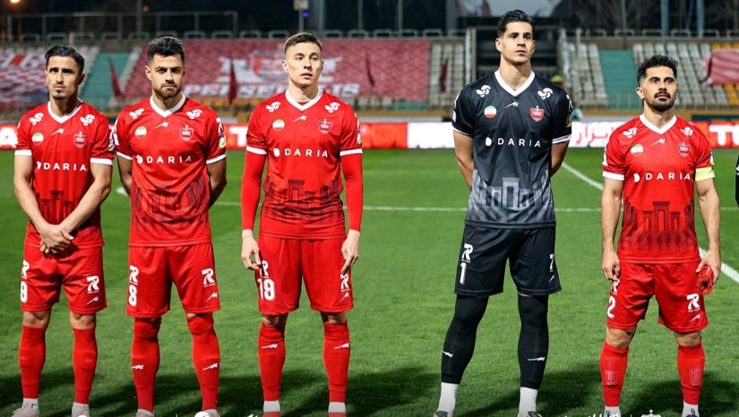 علی علیپور،امید عالیشاه و پیام نیازمند بازیکنان پرسپولیس - لیگ برتر ایران پرسپولی خیبر