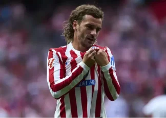 موهای کوتاه و ابی رنگ گریزمان ستاره اتلتیکومادرید در دیدار برابر کلوب بروخه