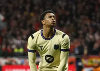 منچستریونایتد علاقه مند به جذب الکس بالده از بارسلونا