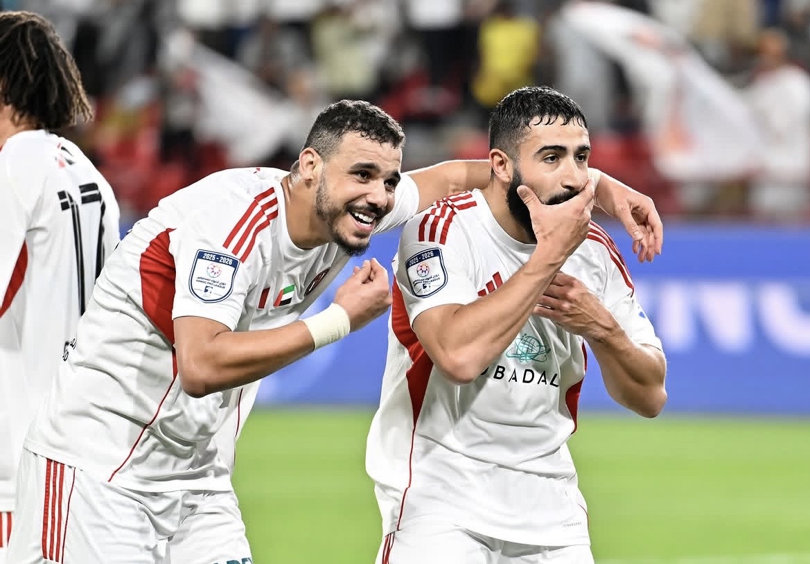 img_0952 نبیل فکیر در بازی الجزیره و شارجه