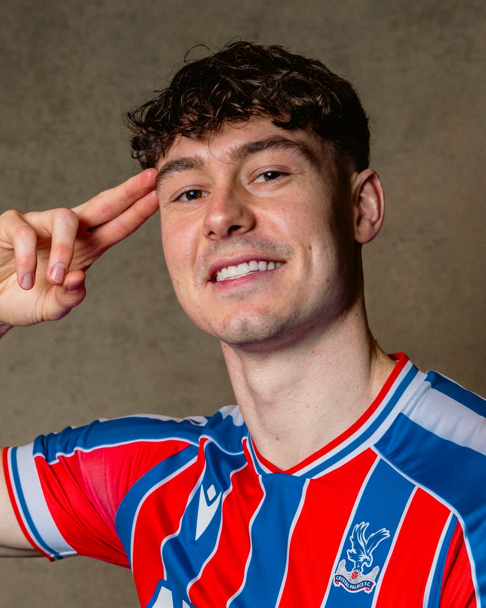 یورگن استراند لارسن - مهاجم جدید کریستال پالاس