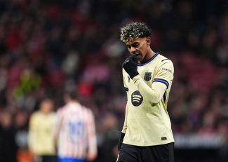 بارسلونا با 25 بار ضربه به تیرک در صدر جدول بیشترین ضربه به تیرک در 26-2025