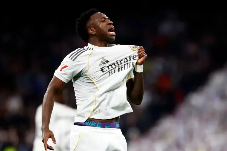 p0sz0ayv6-1 وینیسیوس: آنچلوتی در حال یاد گرفتن زبان پرتغالی است