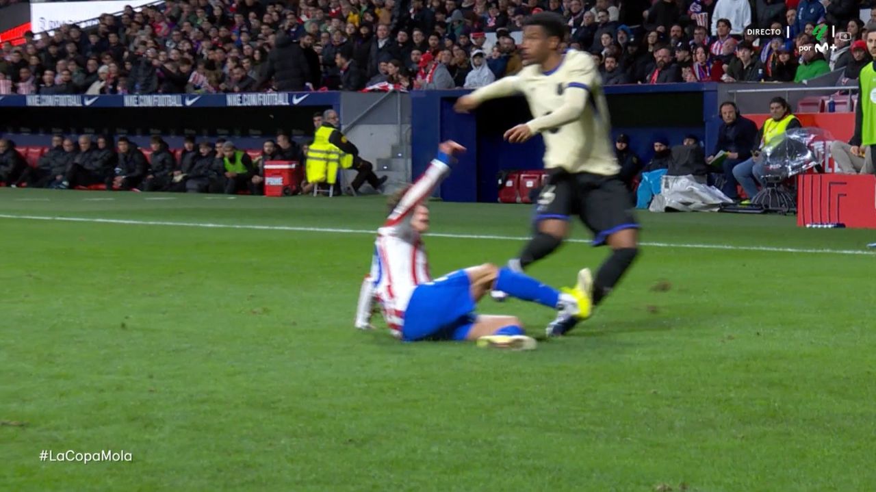 photo_2026-02-13_01-50-43 آلخاندرو بالده - جولیانو سیمئونه