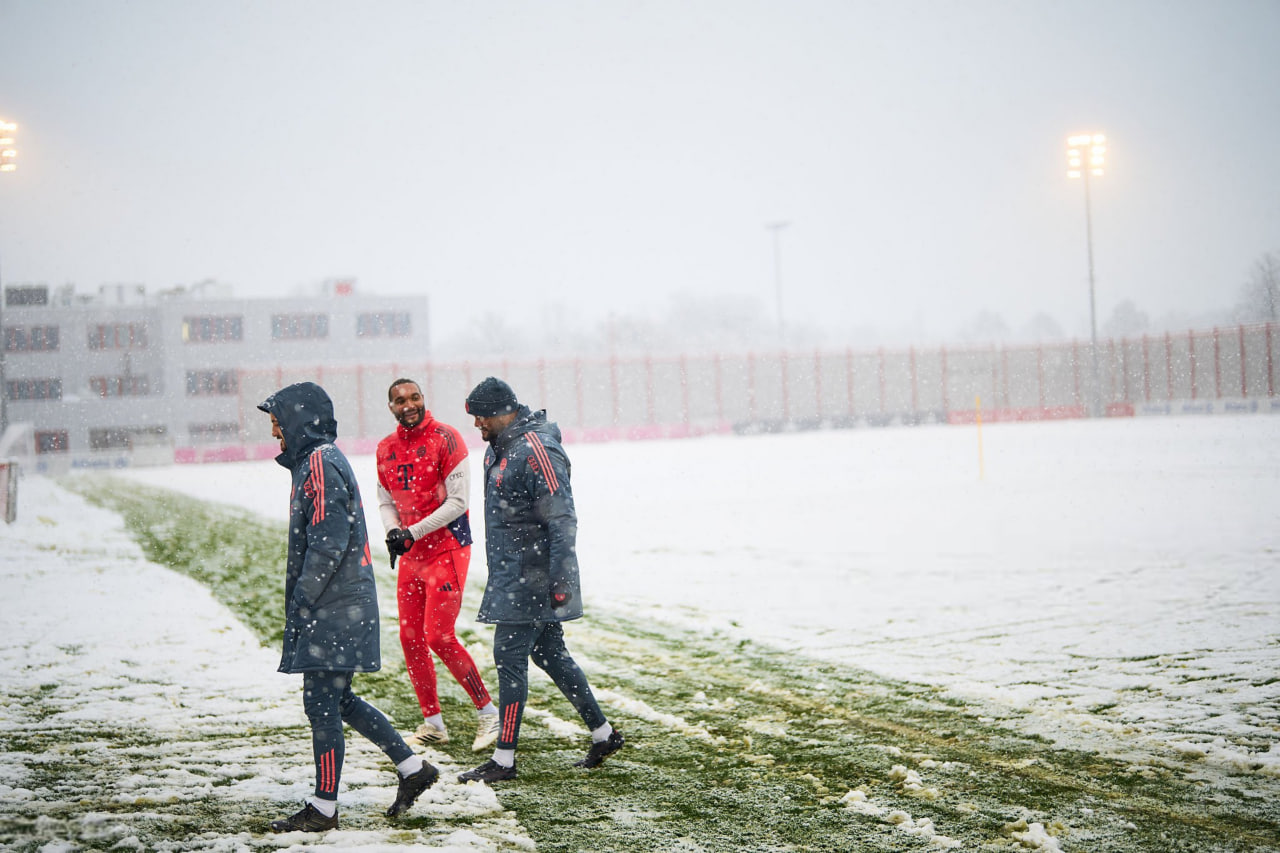 photo_2026-02-19_19-32-30 تمرینات بایرن مونیخ