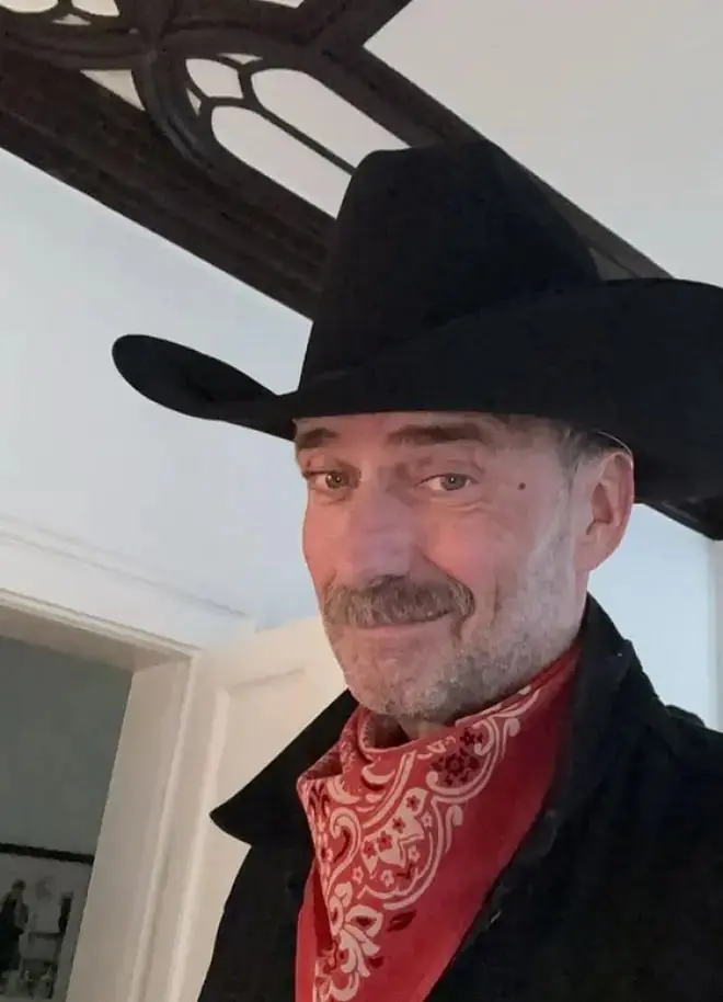 چهره جدید کلوپ: سیبیل پرپشت و کلاه کابویی! (عکس)