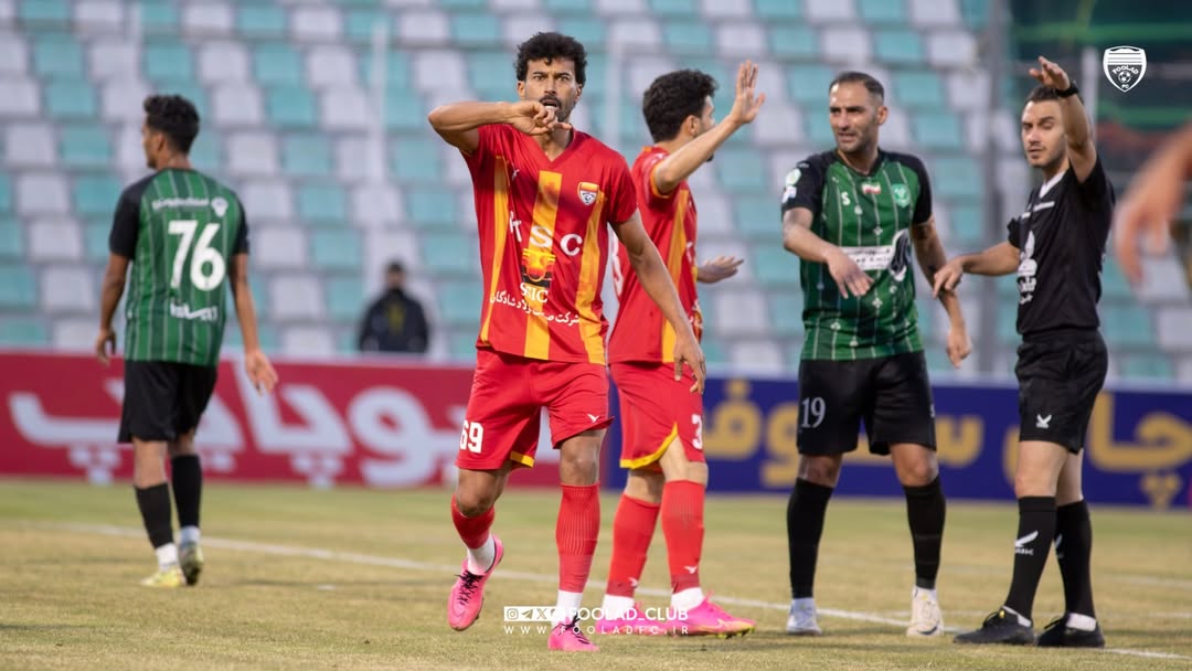 رامین رضاییان مدافع راست فولاد خوزستان - بازیکن تیم ملی ایران و سابق استقلال و پرسپولیس و پساهان - لیگ برتر ایران