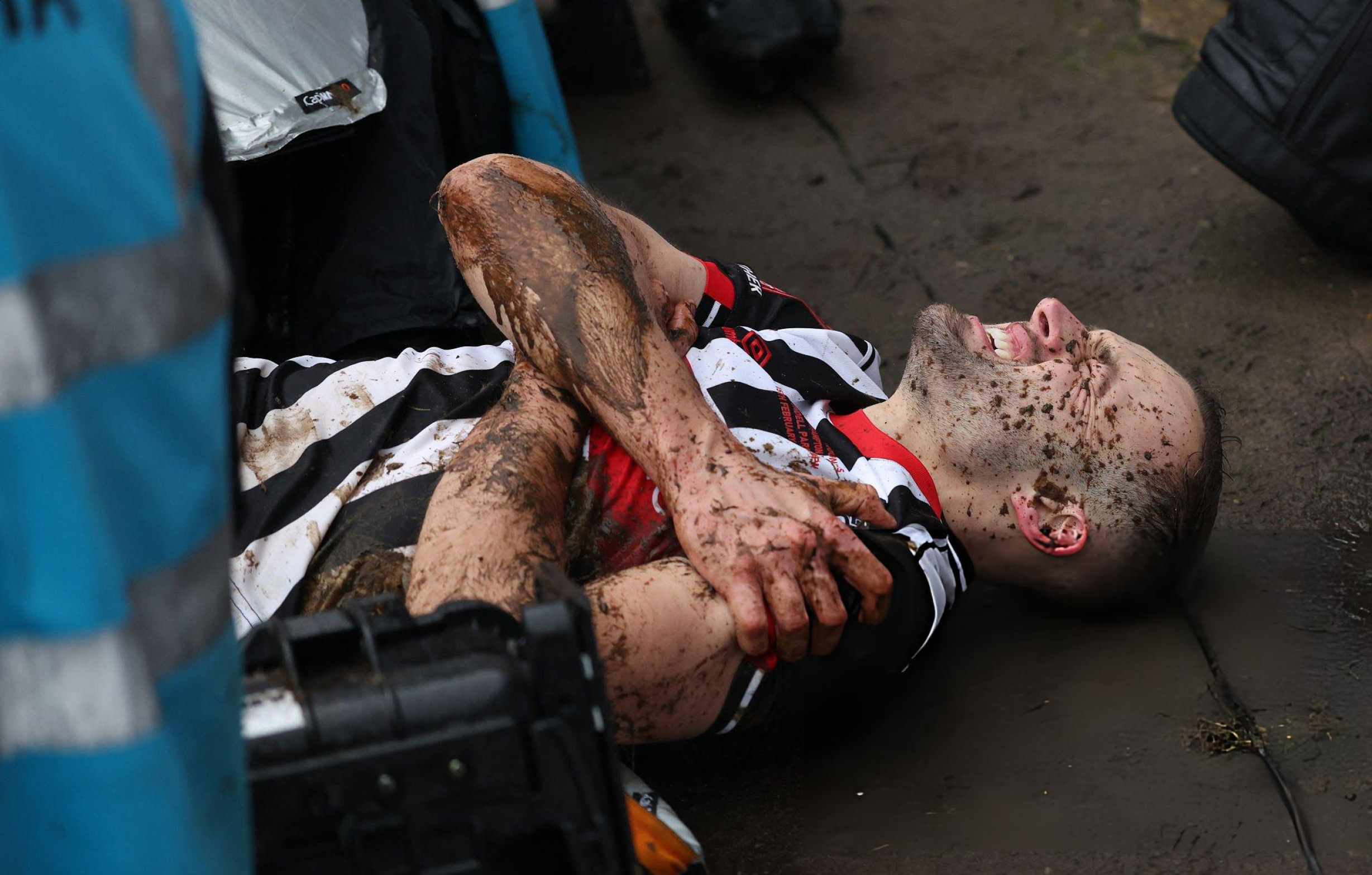 گریمزبی - وولورهمپتون