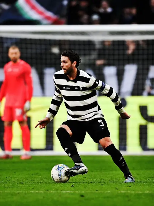 یوونتوس با لباس زندان در بن‌بست کومو