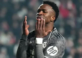 واکنش وینیسیوس به برد رئال مادرید برابر والنسیا : «خوب زدیم!!!»