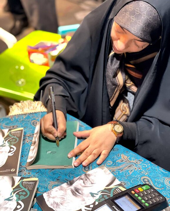 5998578 هشدار پدر شهید احمدیروشن به حاشیهسازان