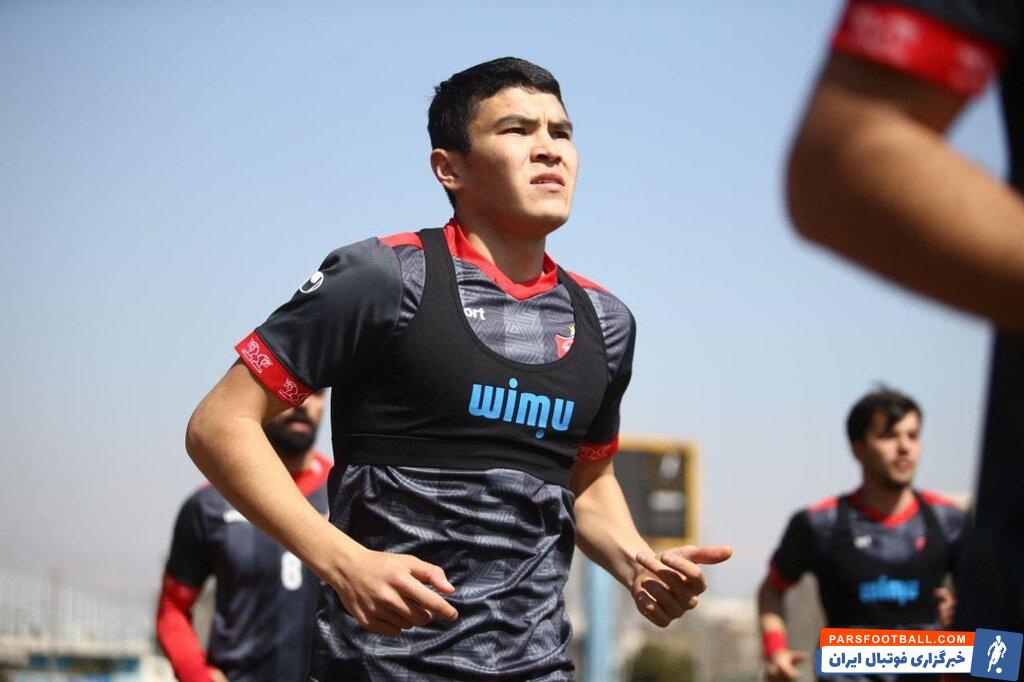 شانس بالای تمیروف بازیکن پیشین پرسپولیس برای حضور در جام جهانی با ازبکستان