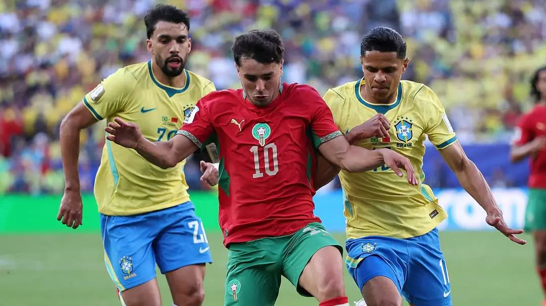 2-127 رونالدو: آنچلوتی از رافینیا غلط بازی میگیرد