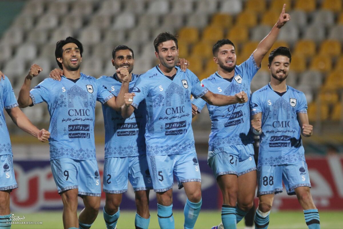 پرسپولیس ۱ - چادرملو ۲/ شکست تلخ سرخ‌ها در فینال انتخابی آسیا