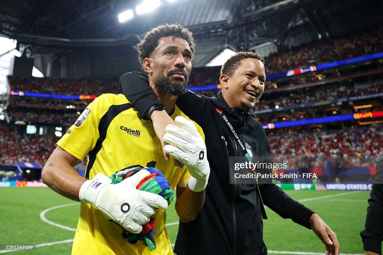 6429536