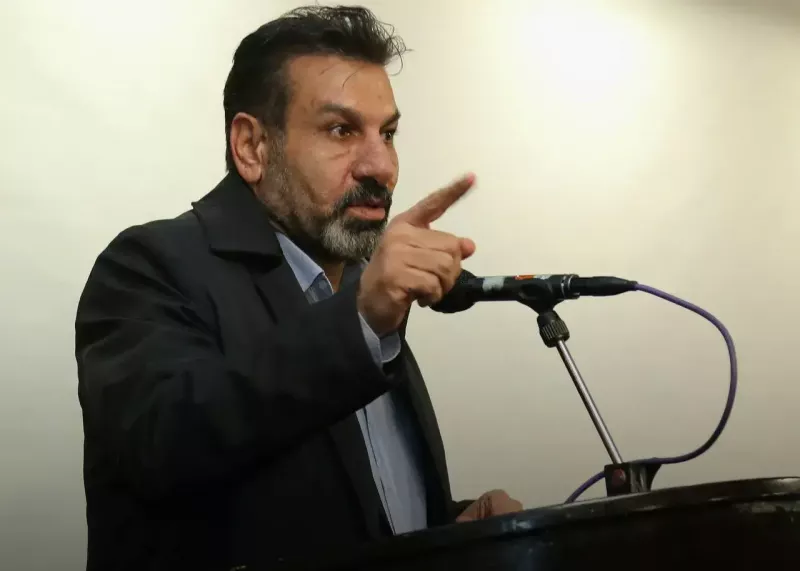 محمد مومنی: حرکات پرسپولیس برای سهمیه آسیا زشت است