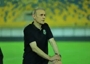نظارت یحیی گلمحمدی سرمربی جدید دهوک بر تمرینات این تیم