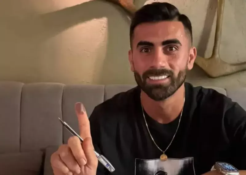 سینا اسدبیگی از فولاد جدا شد و به دهوک عراق پیوست