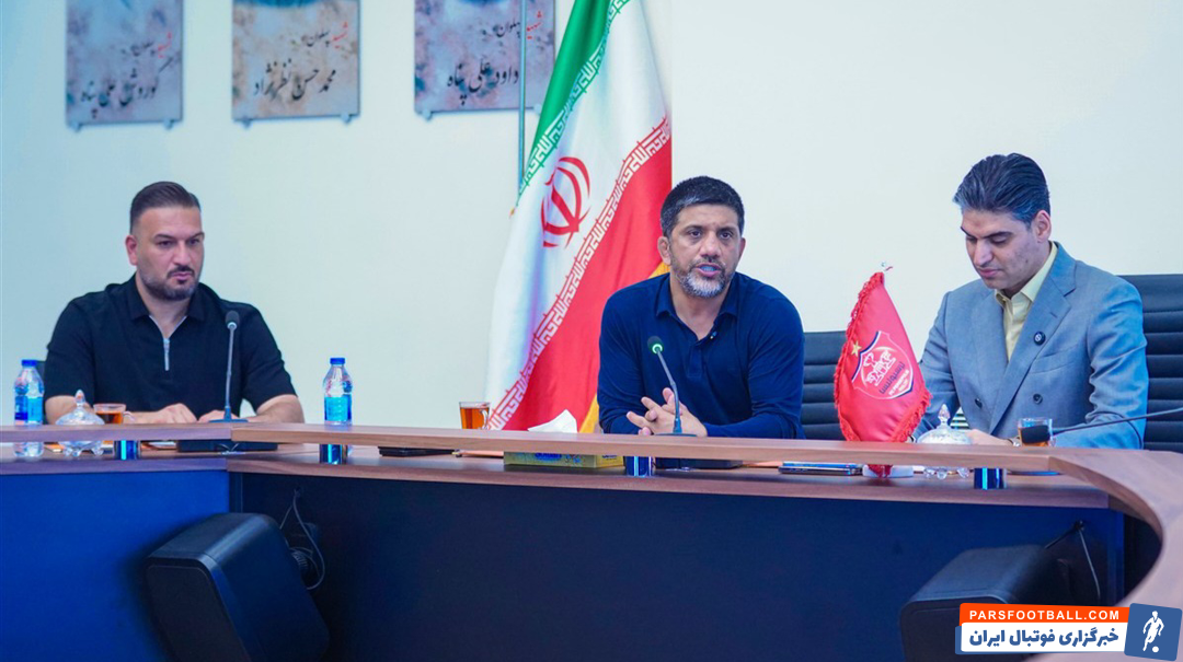علیرضا دبیر: من در مورد خداداد فقط یک معرف بودم