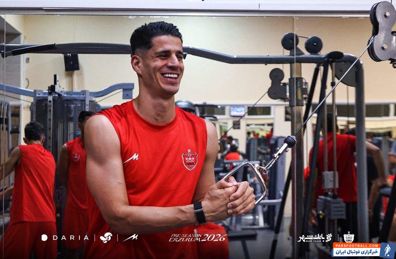 عکس؛ پرسپولیس تمرینات خود را در ارزروم با وزنه شروع کرد