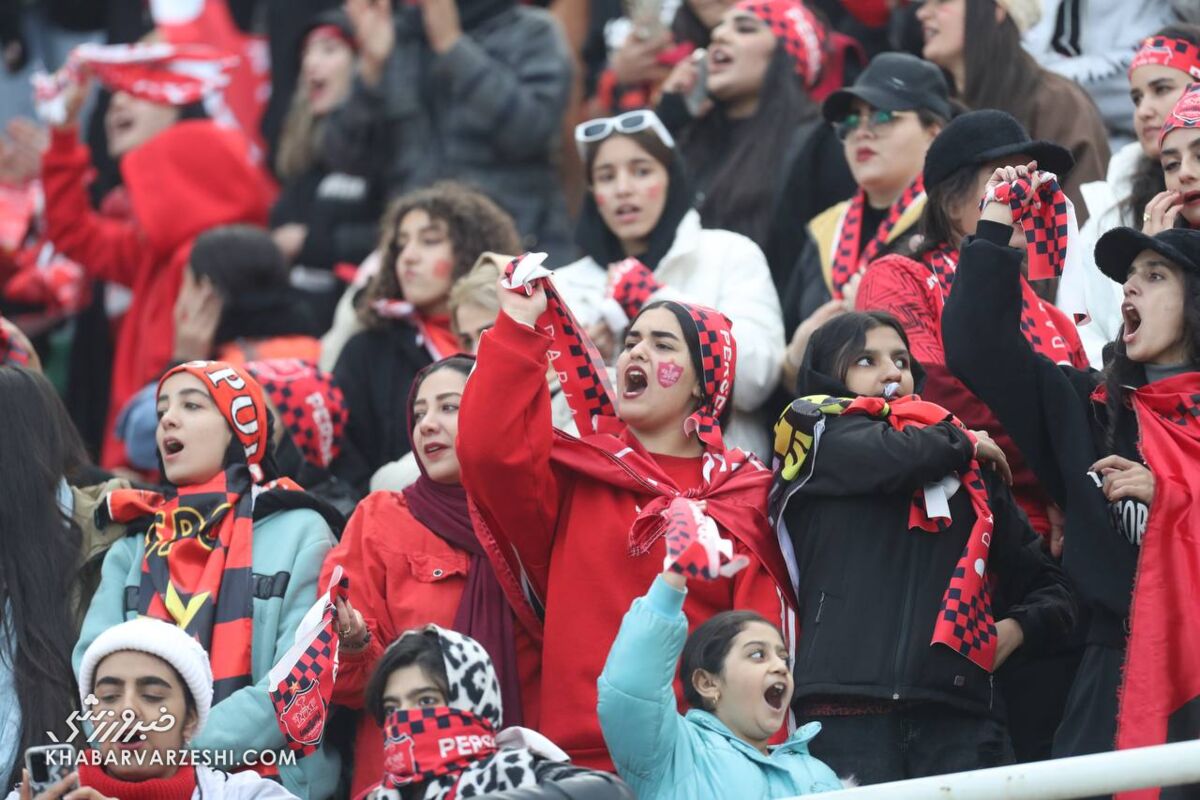 414756 پرسپولیس