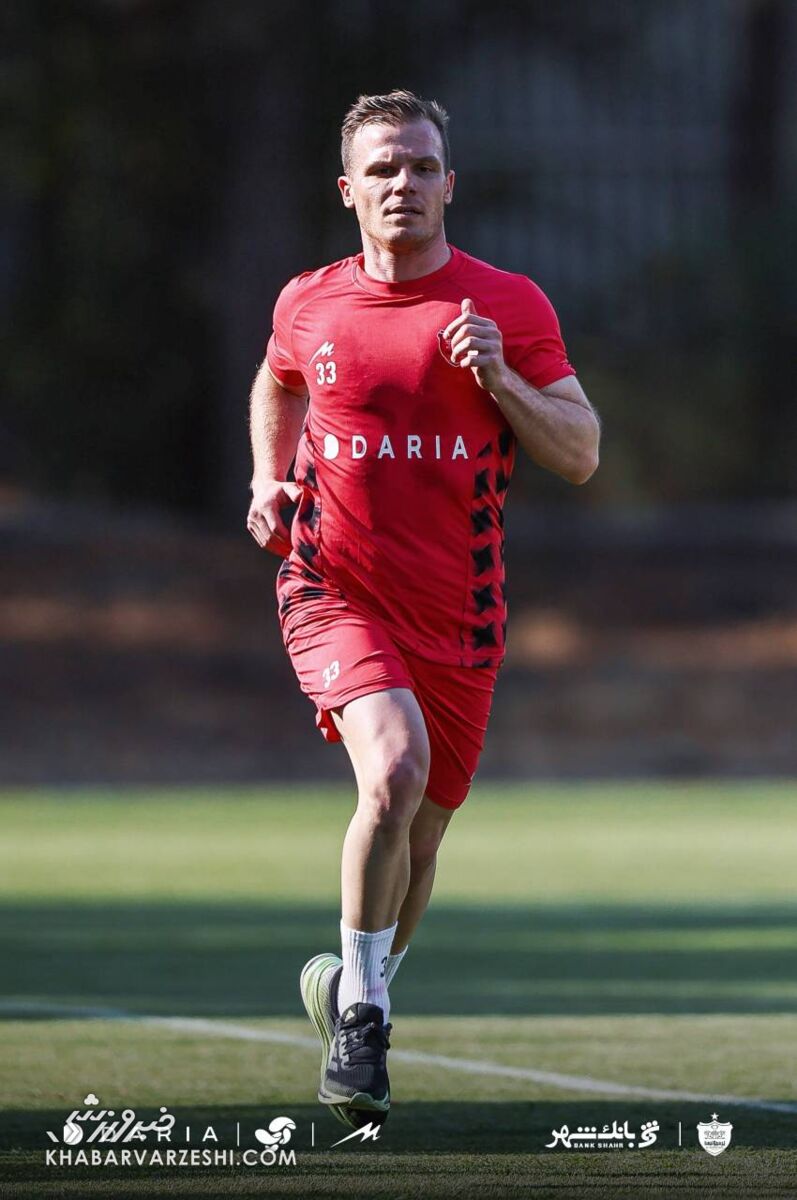 436544-1 پرسپولیس
