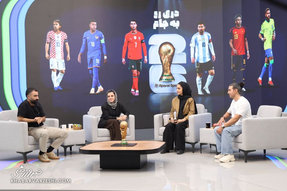 436967 کیوان ساکت اف