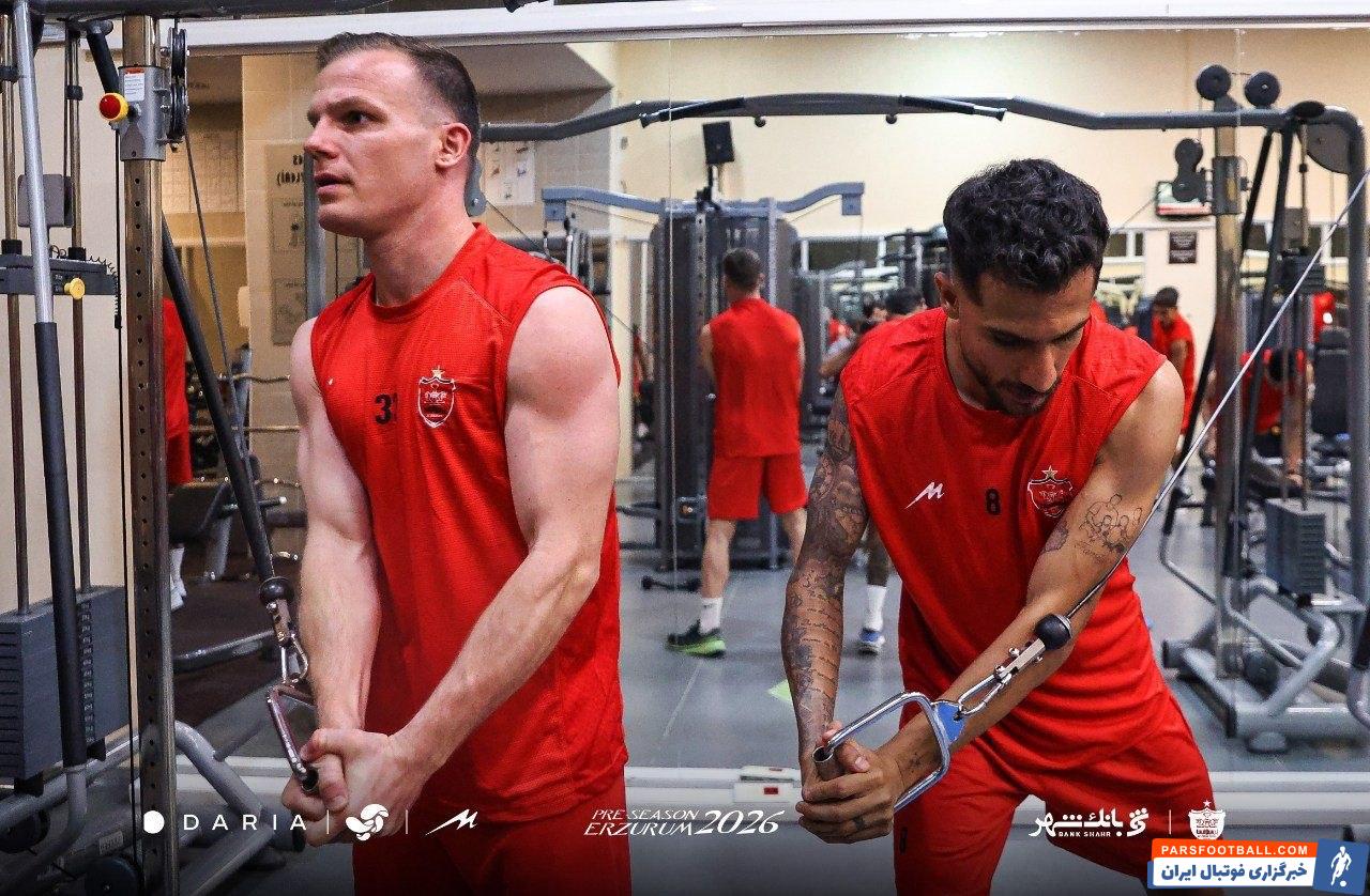 عکس؛ پرسپولیس تمرینات خود را در ارزروم با وزنه شروع کرد