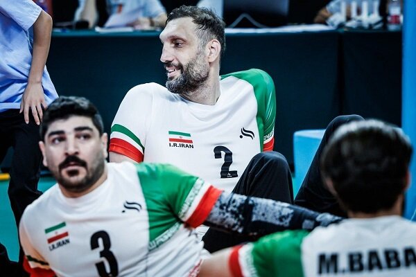 6098409 تصاویر دیدنی از مرد ۲۴۷ سانتیمتری والیبال نشسته ایران درمسابقات جهانی