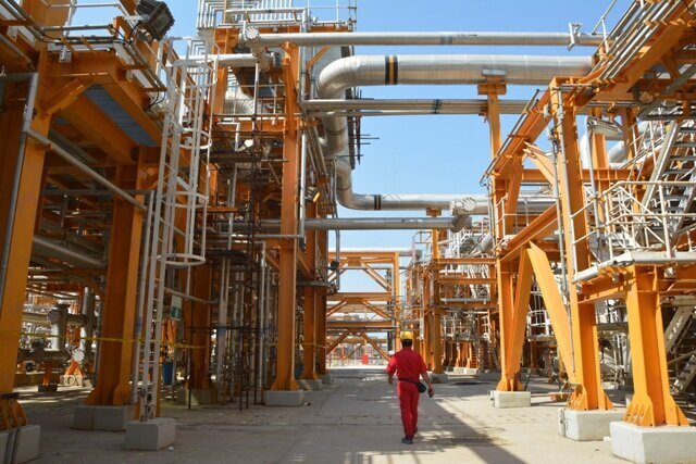 6101672 مطالبه دیرینه میزبانان پارس جنوبی؛ بومیها دراولویت اشتغال صنایع باشند