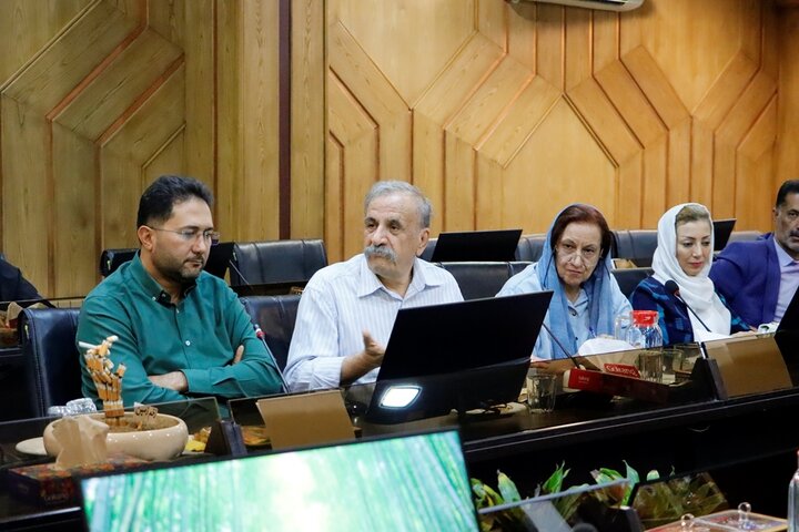 نشست تشکل‌های محیط‌زیستی اصفهان با محور رفع موانع مشارکت برگزار شد