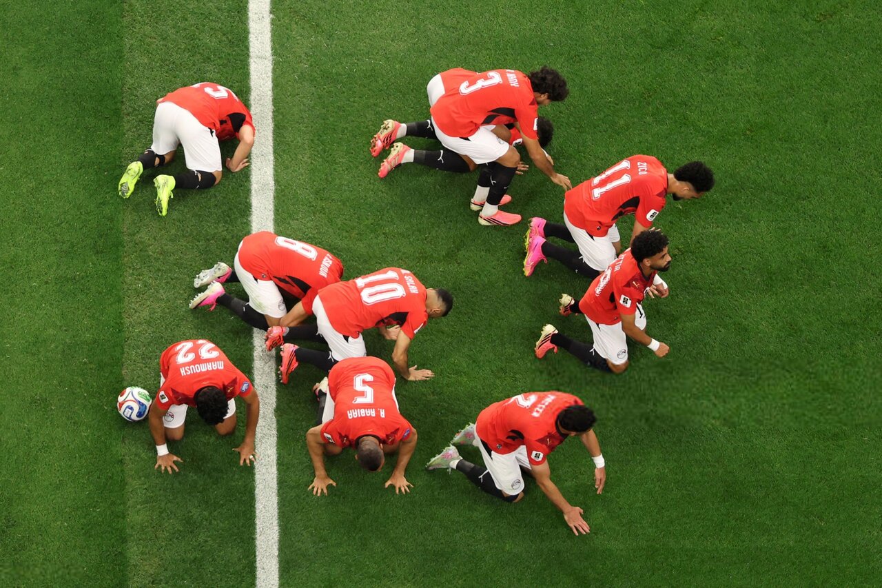 6438290-1