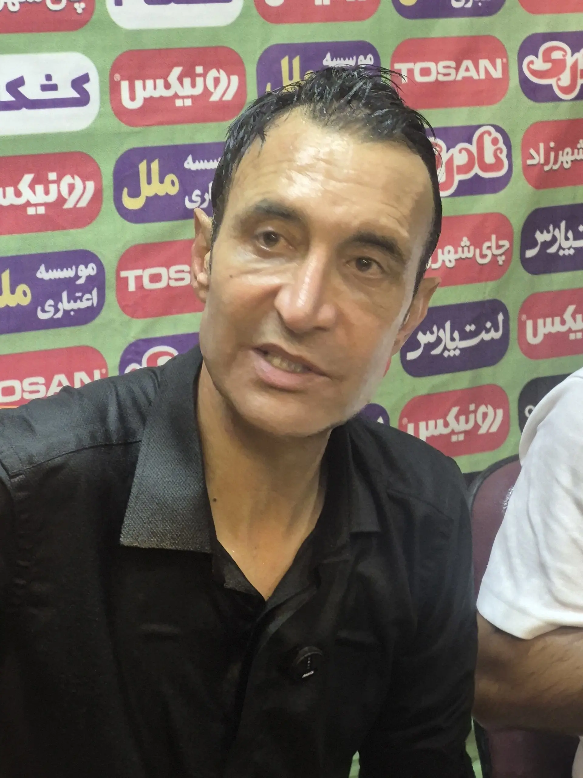 d986d8b3d8a7d8acdb8c جشن متفاوت قهرمانی نساجی در نشست خبری عنایتی (عکس)