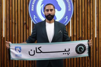 فرشید باقری هافبک پیشین استقلال قراردادی جدید با خودروسازان امضا کرد