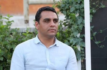 فیلم ؛ سعید فتاحی : مس شهر بابک شکایت کند دفاعیات خود را ارائه می‌دهیم